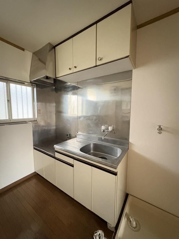 �y�L�b�`���z�@