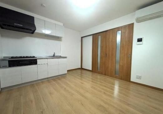 �y���ԁE���r���O�z�@