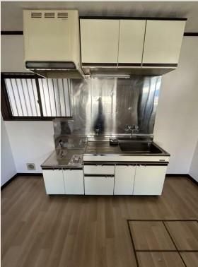 �y�L�b�`���z�@