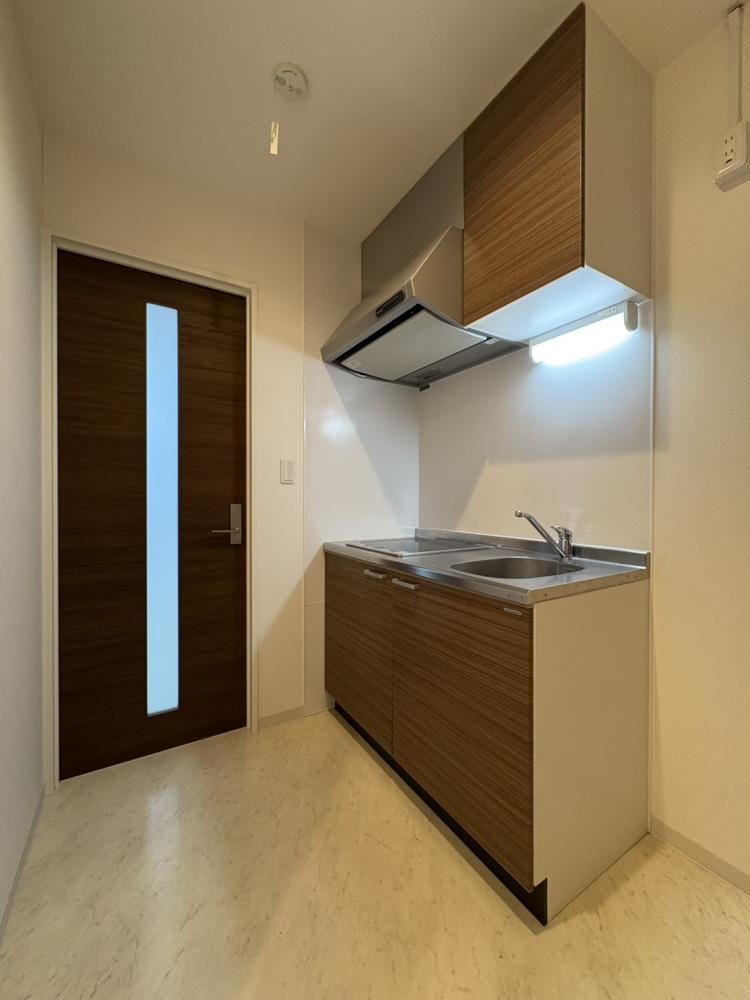 �y�L�b�`���z�@