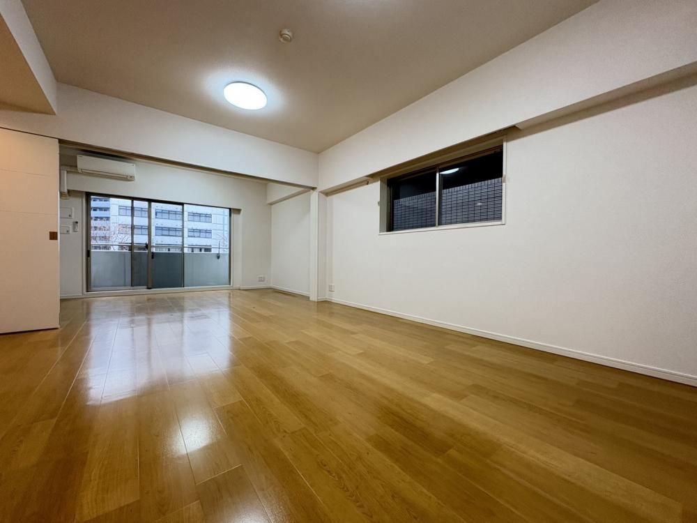 �y���ԁE���r���O�z�@