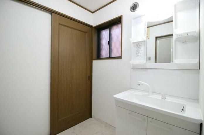 �y���ʏ��z�@