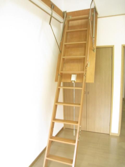 �y���̑������E�X�y�[�X�z�@