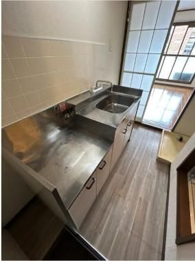 �y�L�b�`���z�@