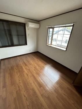 �y���ԁE���r���O�z�@