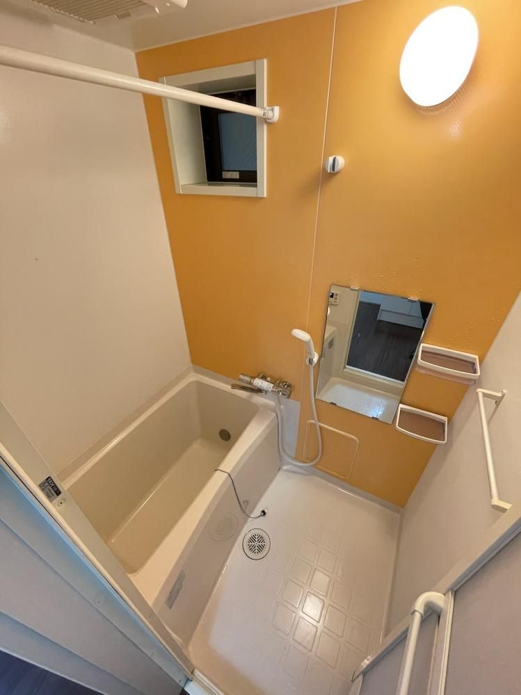 �y�o�X�z�@�ʂ̕����̎ʐ^�ł��B