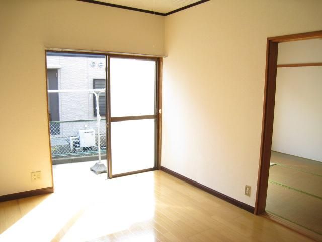 �y���̑������E�X�y�[�X�z�@