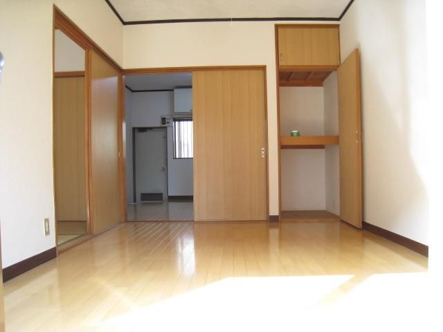 �y���[�z�@