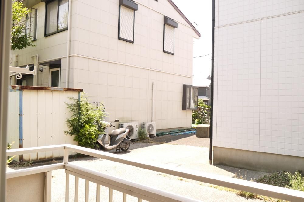 �y���]�z�@