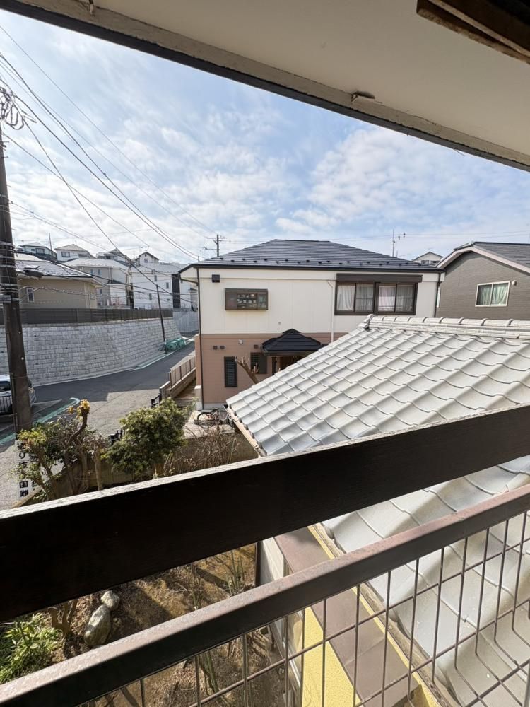 �y���]�z�@