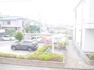 �y���]�z�@