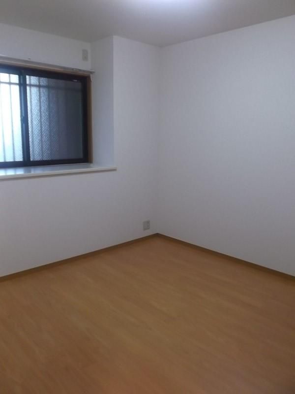 �y���ԁE���r���O�z�@