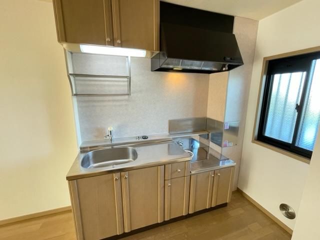 �y�L�b�`���z�@