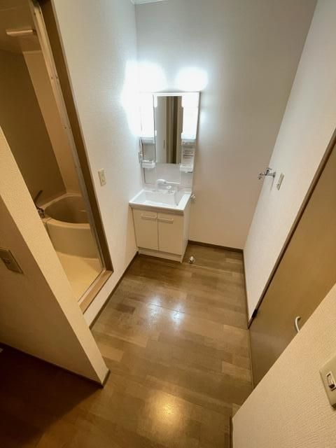 �y���ʏ��z�@