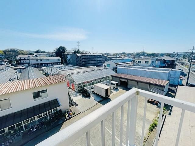 �y���]�z�@