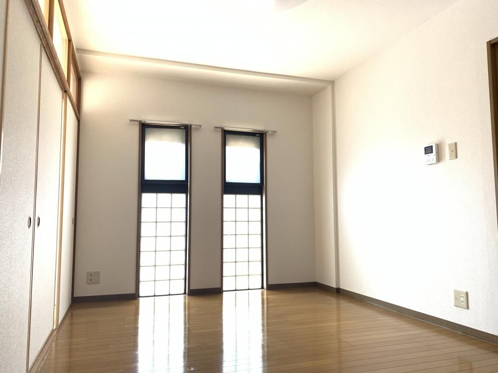 �y�Q���z�@