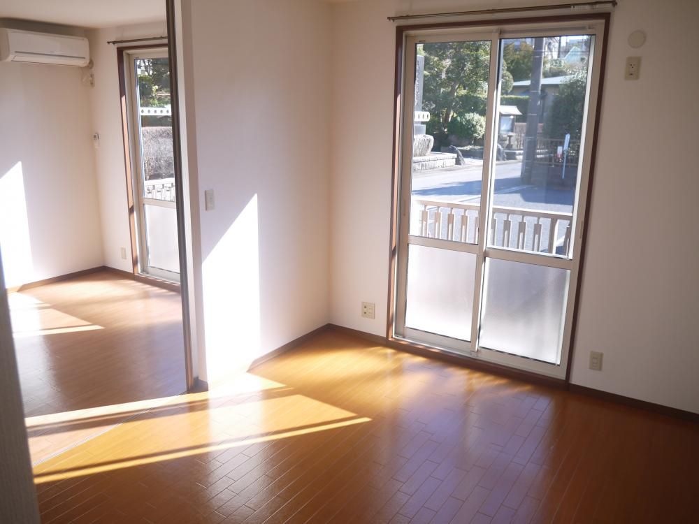 �y�Q���z�@