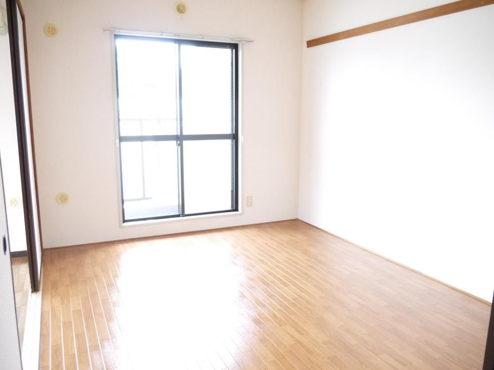 �y���̑������E�X�y�[�X�z�@�������Ԏ��̕ʂ̂������̎ʐ^�ł��B