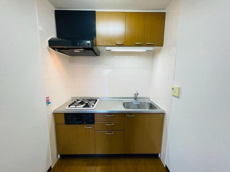 �y�L�b�`���z�@
