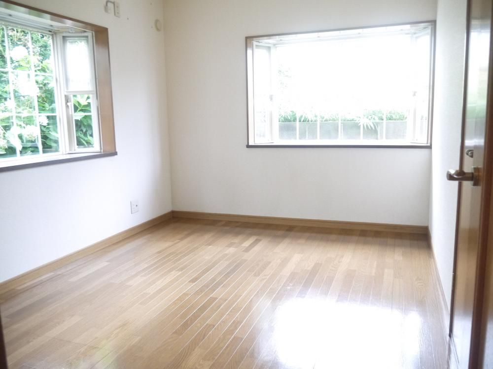 �y�Q���z�@