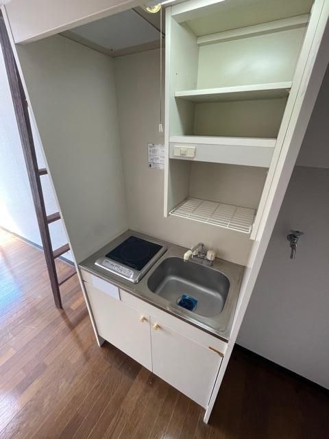 �y�L�b�`���z�@