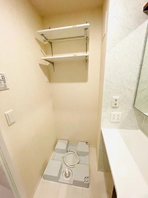 �y���̑������E�X�y�[�X�z�@