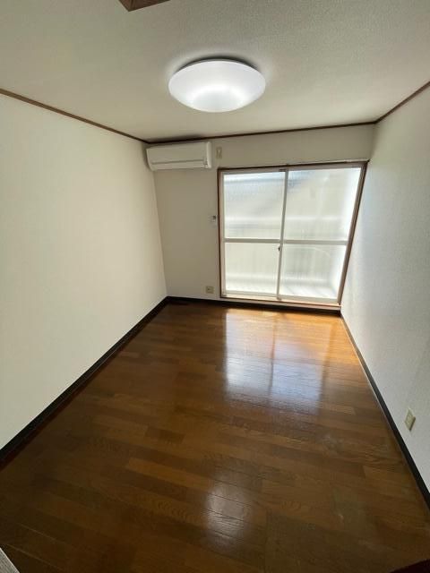 �y���ԁE���r���O�z�@