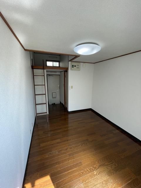 �y�Q���z�@