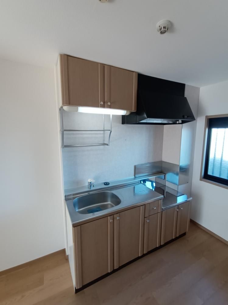 �y�L�b�`���z�@