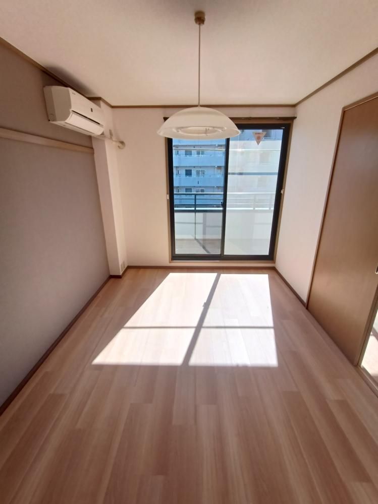 �y�Q���z�@