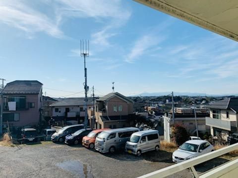 �y���]�z�@