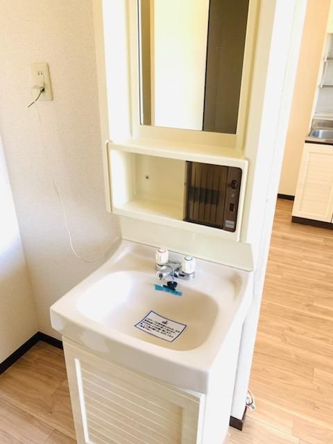 �y���ʏ��z�@