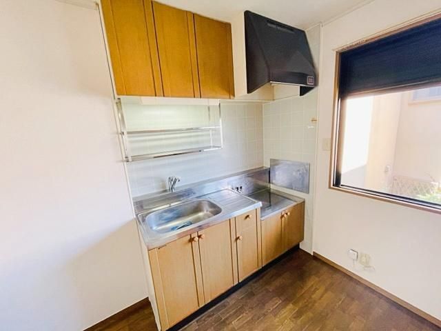 �y�L�b�`���z�@