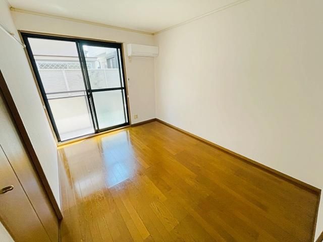 �y�Q���z�@