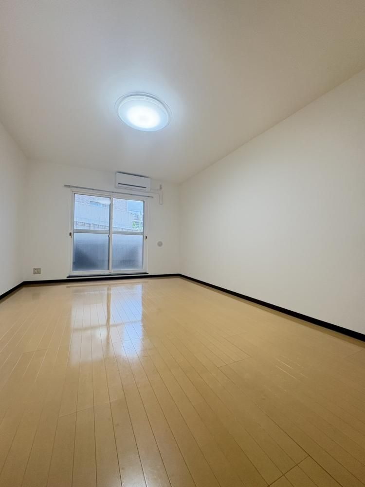 �y���ԁE���r���O�z�@�ʎ��̎ʐ^�ł��B