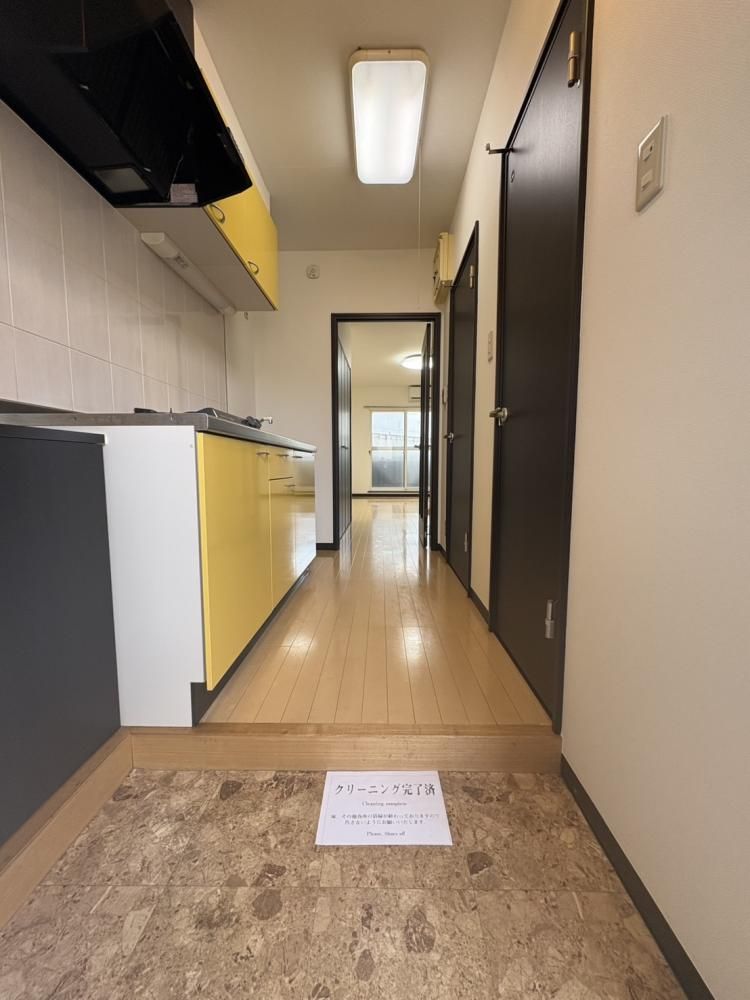 �y���ցz�@�ʎ��̎ʐ^�ł��B