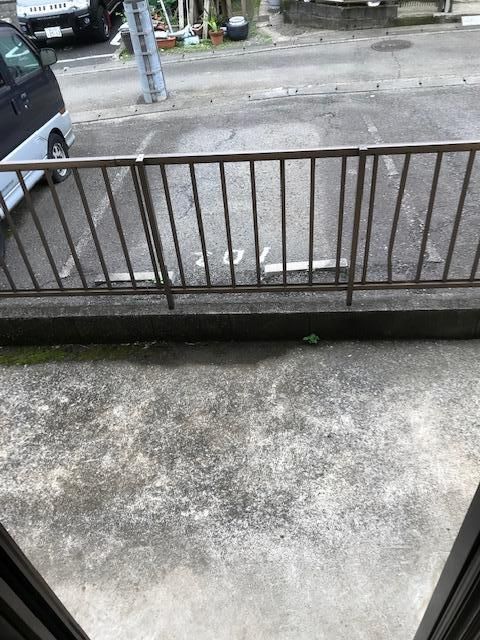 y]z@